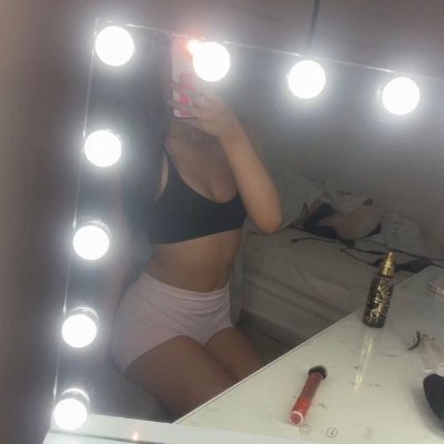 Macey ♡ (𝓈𝑒𝒸𝓇𝑒𝓉 𝒶𝒸𝒸𝑜𝓊𝓃𝓉)'s profile picture