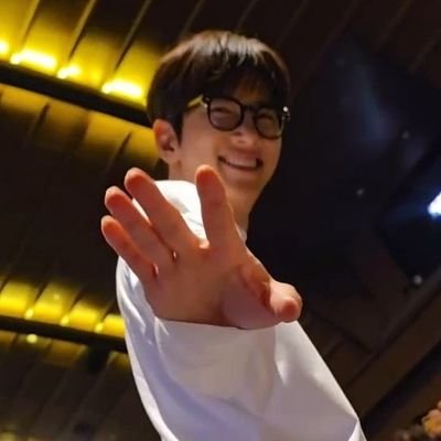 cw_8775's profile picture