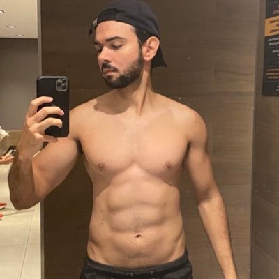 Turiba_'s profile picture