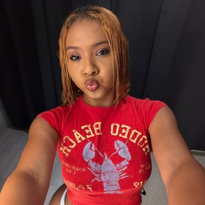 sexcyval's profile picture