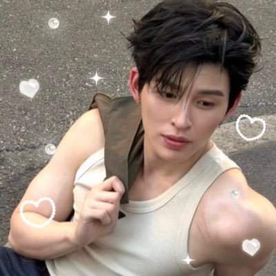 김눅 ꒰ ᐧ༚̮ᐧ ꒱☆'s profile picture