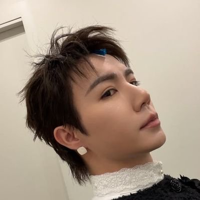 zeenunewism's profile picture
