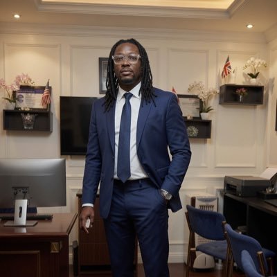 king paramiks's profile picture
