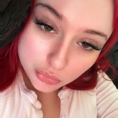 bella monroe's profile picture