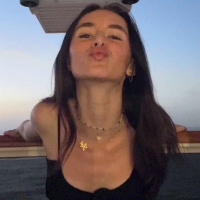 Chloe_povs's profile picture