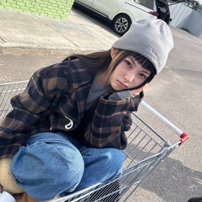 2ndbebluu's profile picture