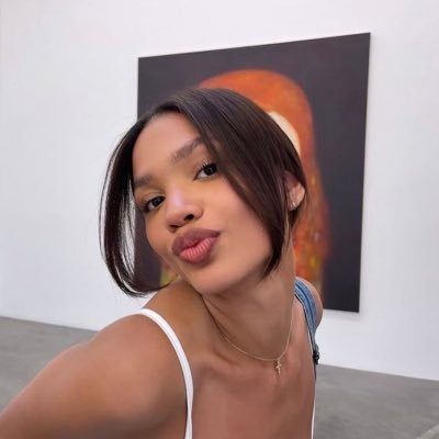 Bre🌸 | DUDC GOTTA GO's profile picture