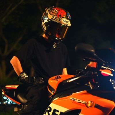 AZUXQ's profile picture