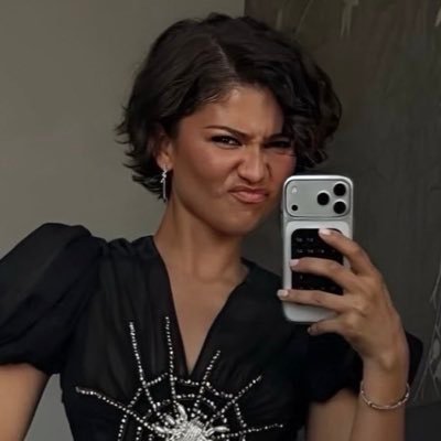 dayashlland's profile picture