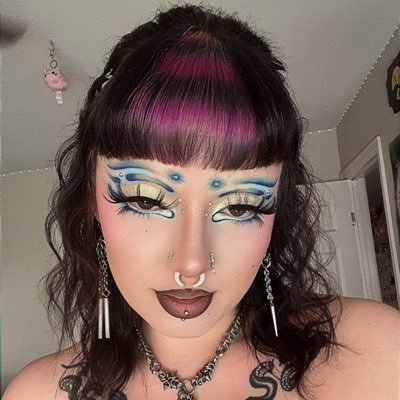 𝐃𝐞𝐦𝐨𝐧𝐞𝐬𝐬 𝐒𝐤𝐲𝐞.🪲's profile picture