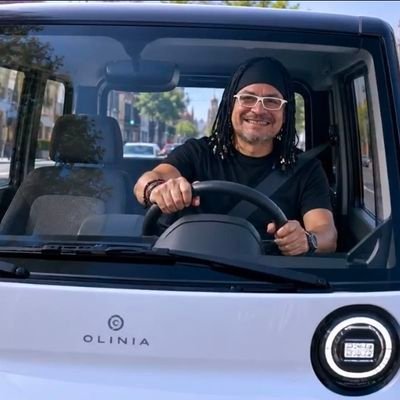 Bruce Julis®️ AxolotlMEDIA®️'s profile picture