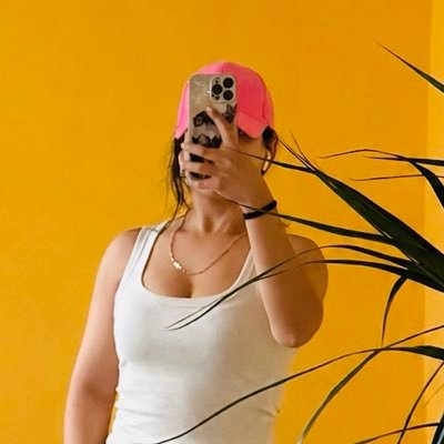 AsHediyeh's profile picture