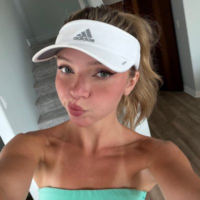 Brookeeqlre's profile picture