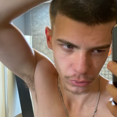 meramenteluc's profile picture