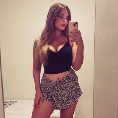 Cleo Findom🌸's profile picture