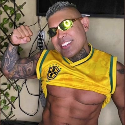 🇬🇧 𝐎 𝐌𝐈𝐍𝐎 𝐓𝐀𝐔𝐑𝐎 -📍SÃO PAULO 🤑 ✈️'s profile picture