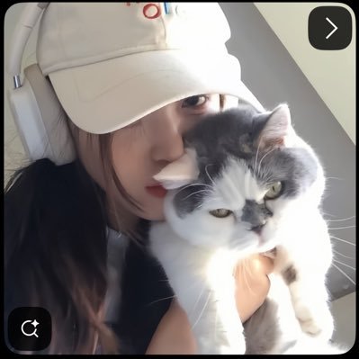 🇸🇦 moon🇰🇷🇯🇵's profile picture