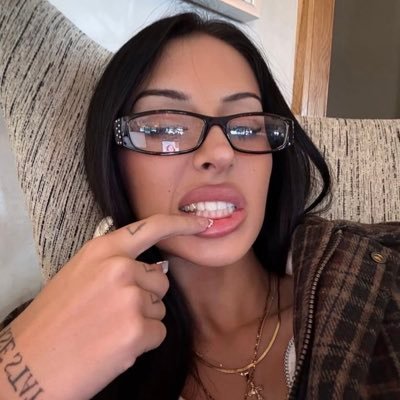 buymeamoon's profile picture
