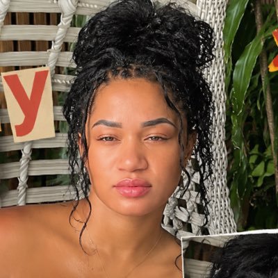 rossiellin's profile picture