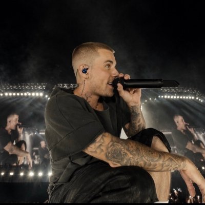 𝑷𝑨𝑹𝑰 🦋♡'s profile picture