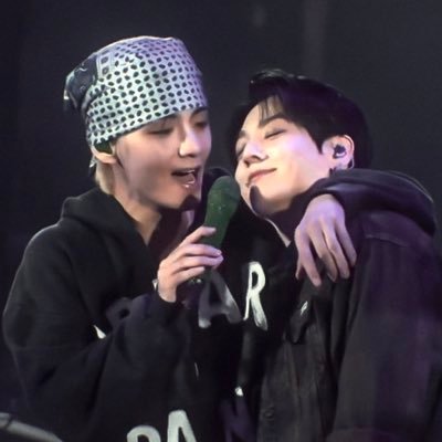 taekook𑁤's profile picture