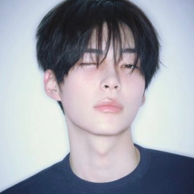 ⋆˚࿔ eva's profile picture