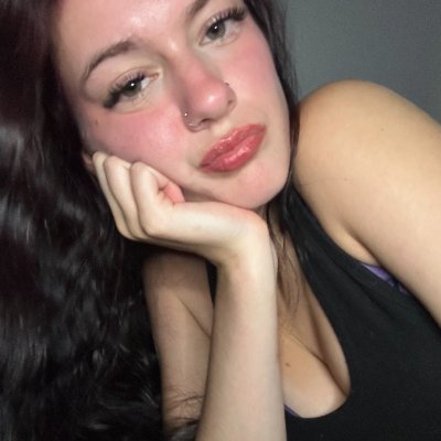 ✴.·´¯`·.·★ 🎀𝓚𝓮𝓵𝔃𝓮𝔂 🎀 ★·.·`¯´·.✴'s profile picture