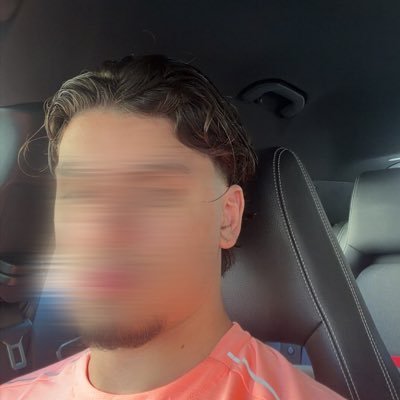 dihafkarkk's profile picture