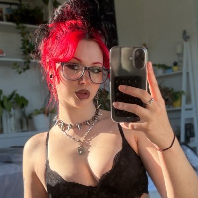 Hazel's profile picture