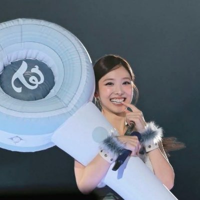 ㋡⁹ ~ TWICE AMAs WINNER's profile picture