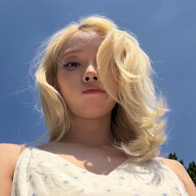 camis 👩❤️💋👩's profile picture