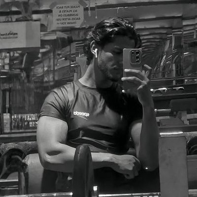 Assad Bajwa's profile picture