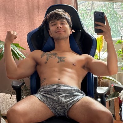 ROMAN's profile picture