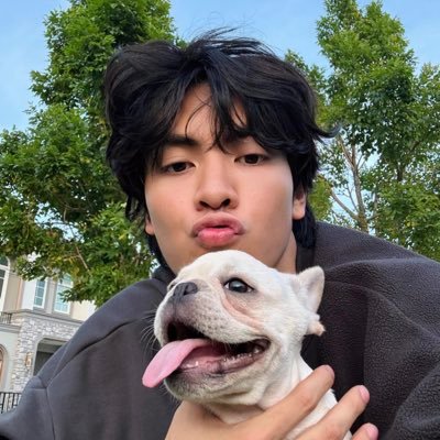 𐙚𝓇𝒶𝓎𝓎's profile picture