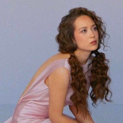 thaís ✩☁️'s profile picture
