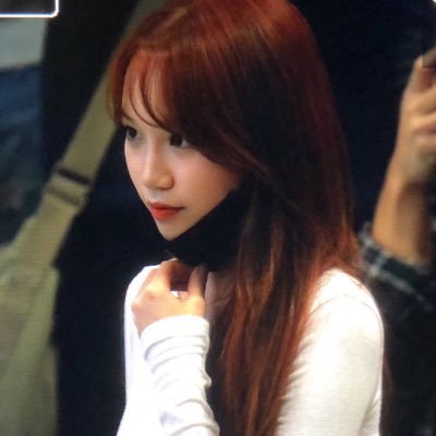 chaewiz's profile picture