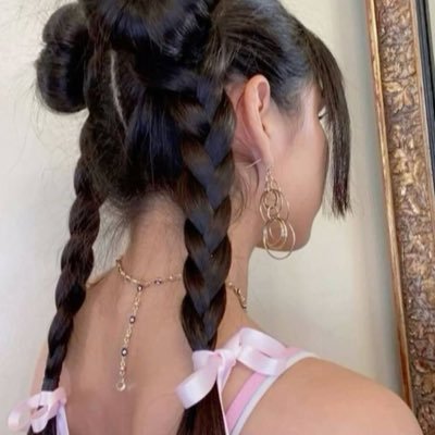 awnmykneez's profile picture