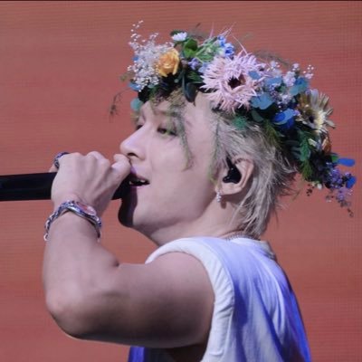 FOUR SEASONS 24💛👑's profile picture