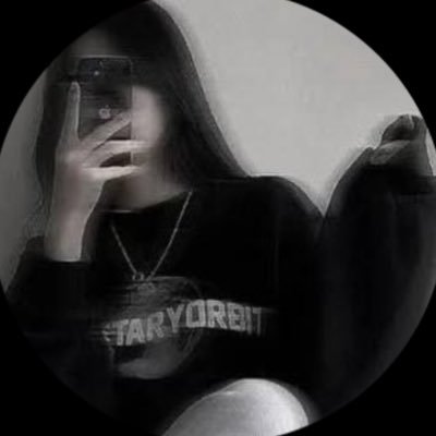 𝓜's profile picture