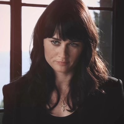 brontë 𖤓's profile picture