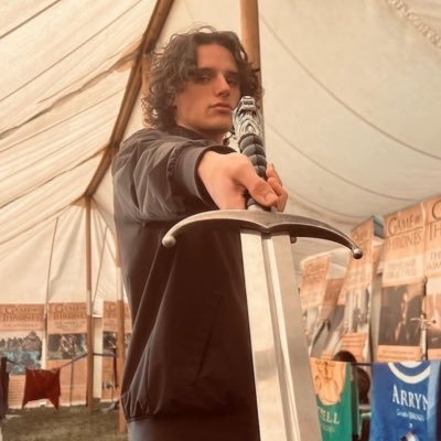 ๐๐๐๐ ๐'s profile picture