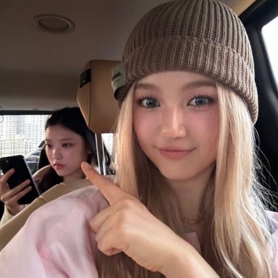 starsupabovee's profile picture