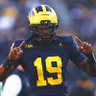U of M SZN 🏈🏀 的头像