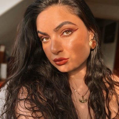𝓢𝓾𝓹𝓻𝓮𝓶𝓮 𝓖𝓙༺꧁👑꧂༻'s profile picture
