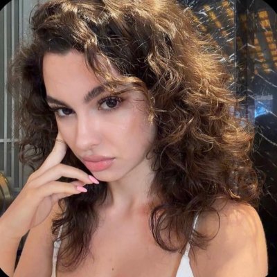 Zoya's profile picture