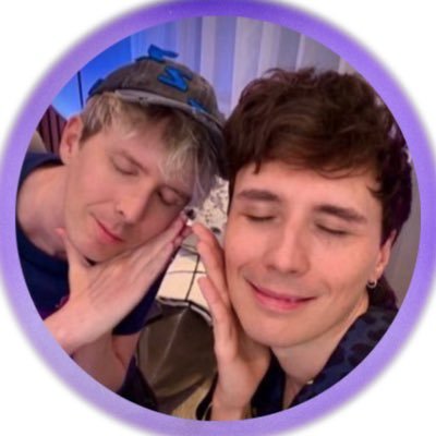 asunahowell's profile picture