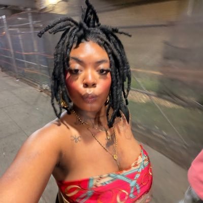 NiaAlexsandra's profile picture