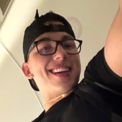 sebasriverr's profile picture