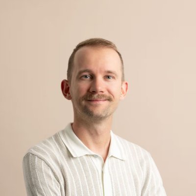 Andrew Carr 🤸's profile picture