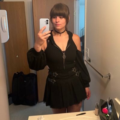 YourWaifu's profile picture